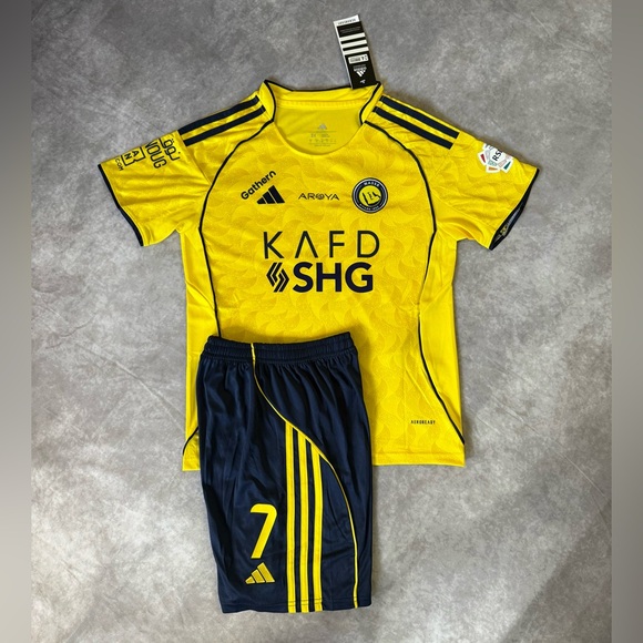 Al Nassar Home Cristiano Ronaldo 7 set for kids - Picture 2 of 8